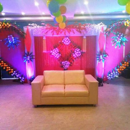 Hotel Yash Inn Mirzapur Exterior photo
